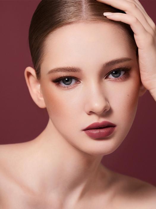 DEARDAHLIA Petal Touch Plumping Lip Velour