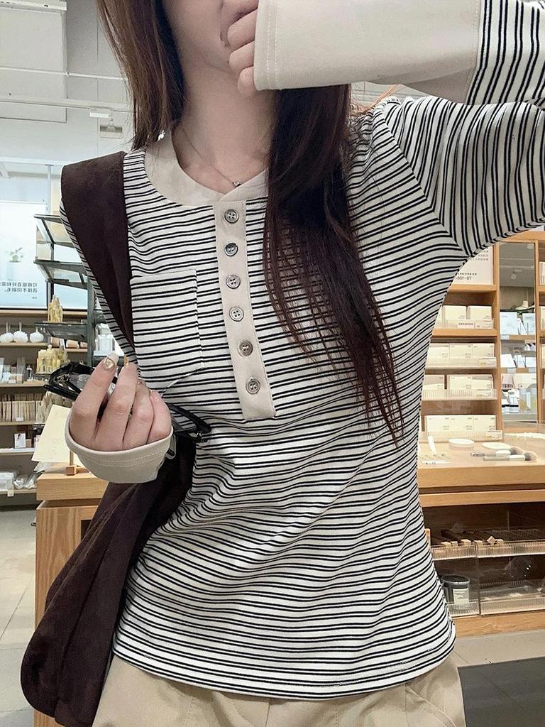 Women's Apricot Cross-Stripe Sweater: Autumn/Winter, Long-Sleeved, Half-Open Collar, Slim Fit, Short Spliced Design