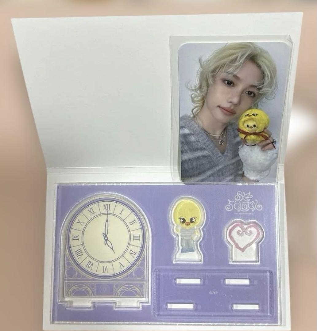 

[USED] Felix 5 clock Acrylic Stand Trading Card