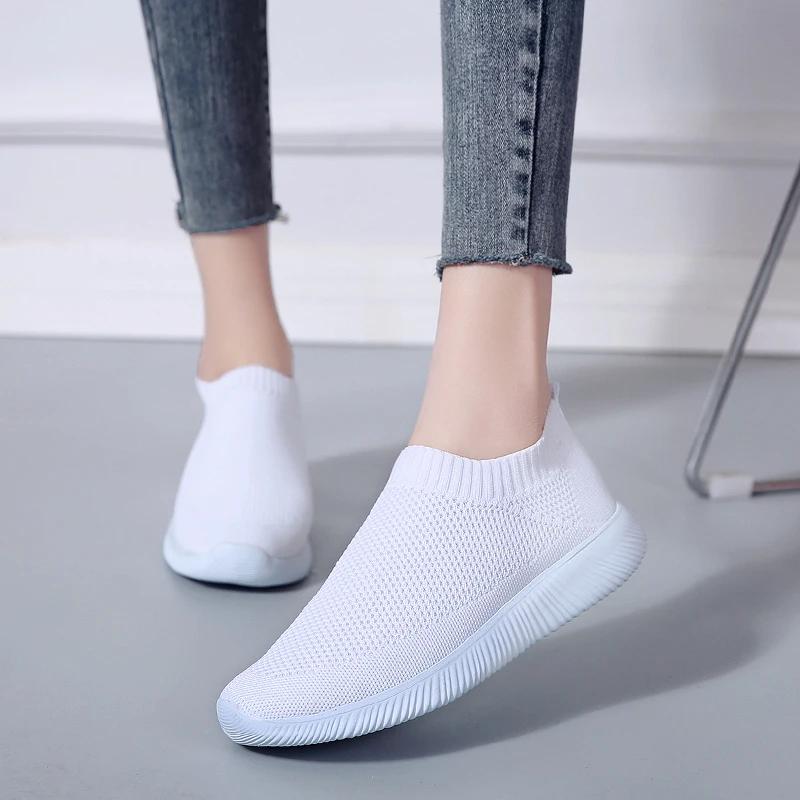 Fashion 2025 Breathable Mesh Platform Sneakers for Men Slip-on Soft Bottom Unisex Casual Shoes Super Light Comfort Couple Sports Shoes