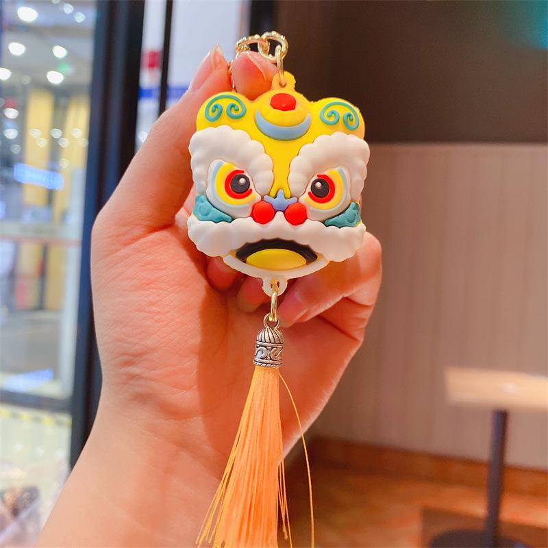 

Festive Guochao Lion Keychain: Exquisite New Year Gift, Car Pendant, Bag Ornament, Claw Machine Accessory. жёлтый