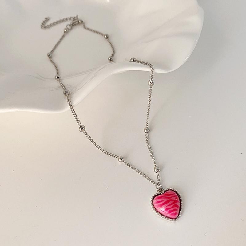 Colorful Butterfly Rabbit Collar Chain Cute Heart Pendant Necklace for Girls Sweet Heart Clavicle Chain Jewelry Women