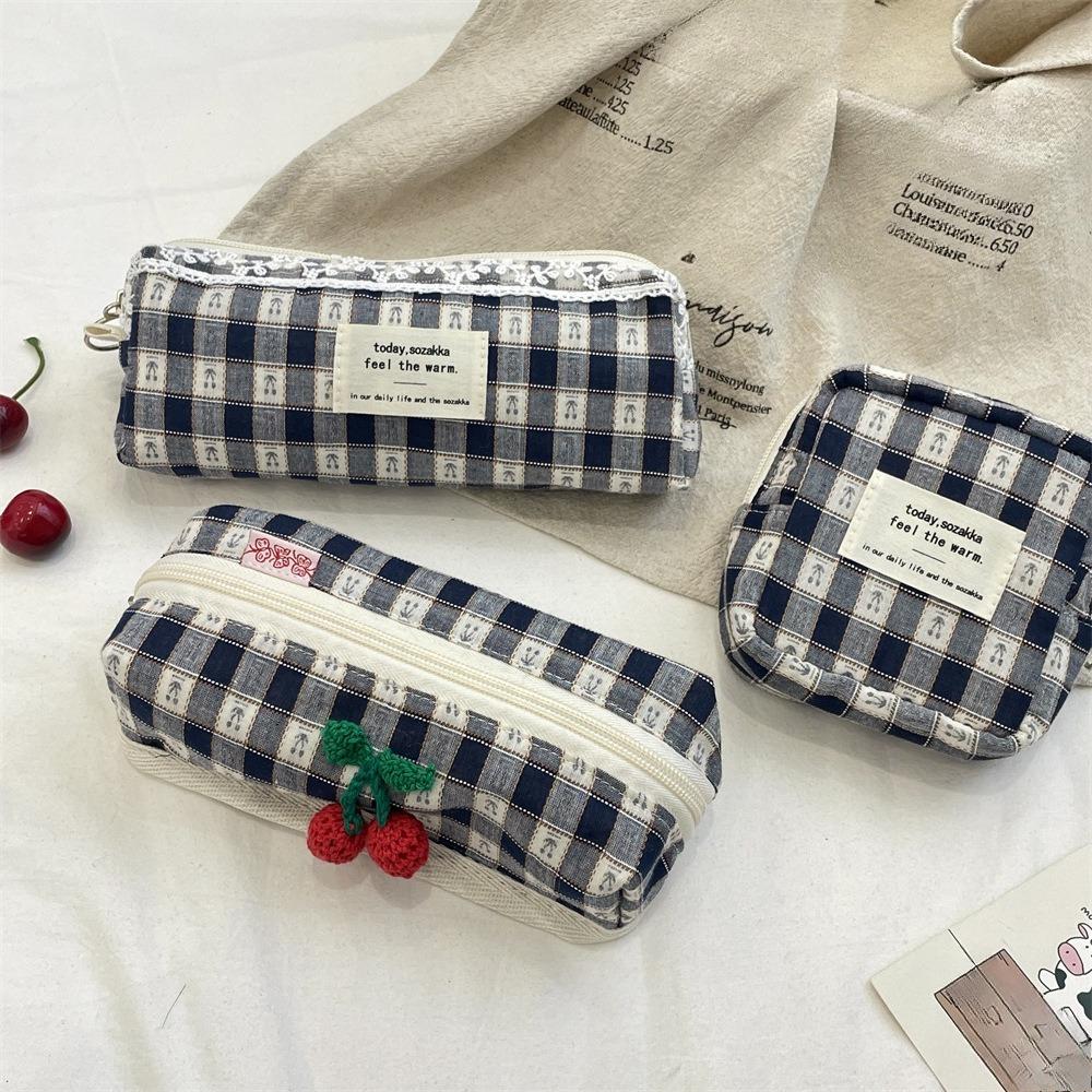 Plaid Cosmetic Bag for Women Christmas Gift Travel Makeup Organizer Portable Storage Pouch Autumn Winter New Style