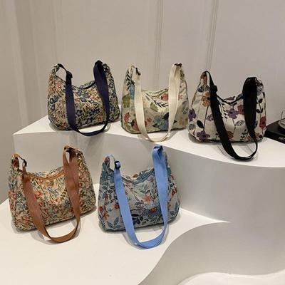 Vintage Floral Print Large Capacity Shoulder Bag with Adjustable Strap Stylish Women’s Mixed Colors Nylon Crossbody Bag CLE