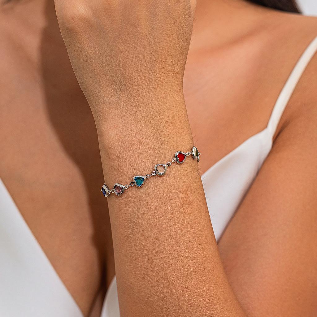 Retro personalized collarbone chain square colored diamond crystal necklace, niche dopamine peach heart jewelry