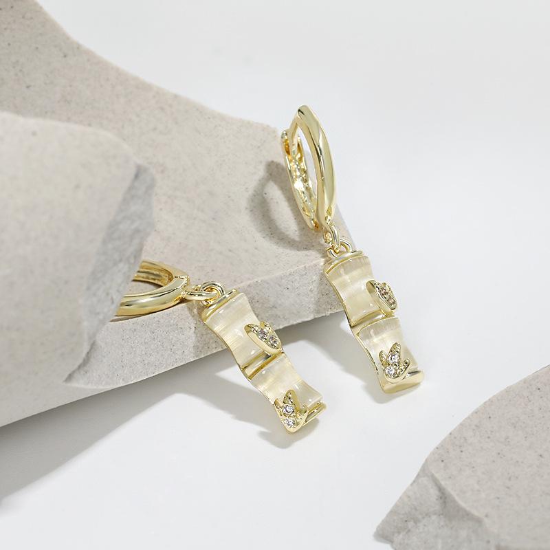 18K Gold Cat s Eye Bamboo Dangle Earrings - Chinese Retro Long Design