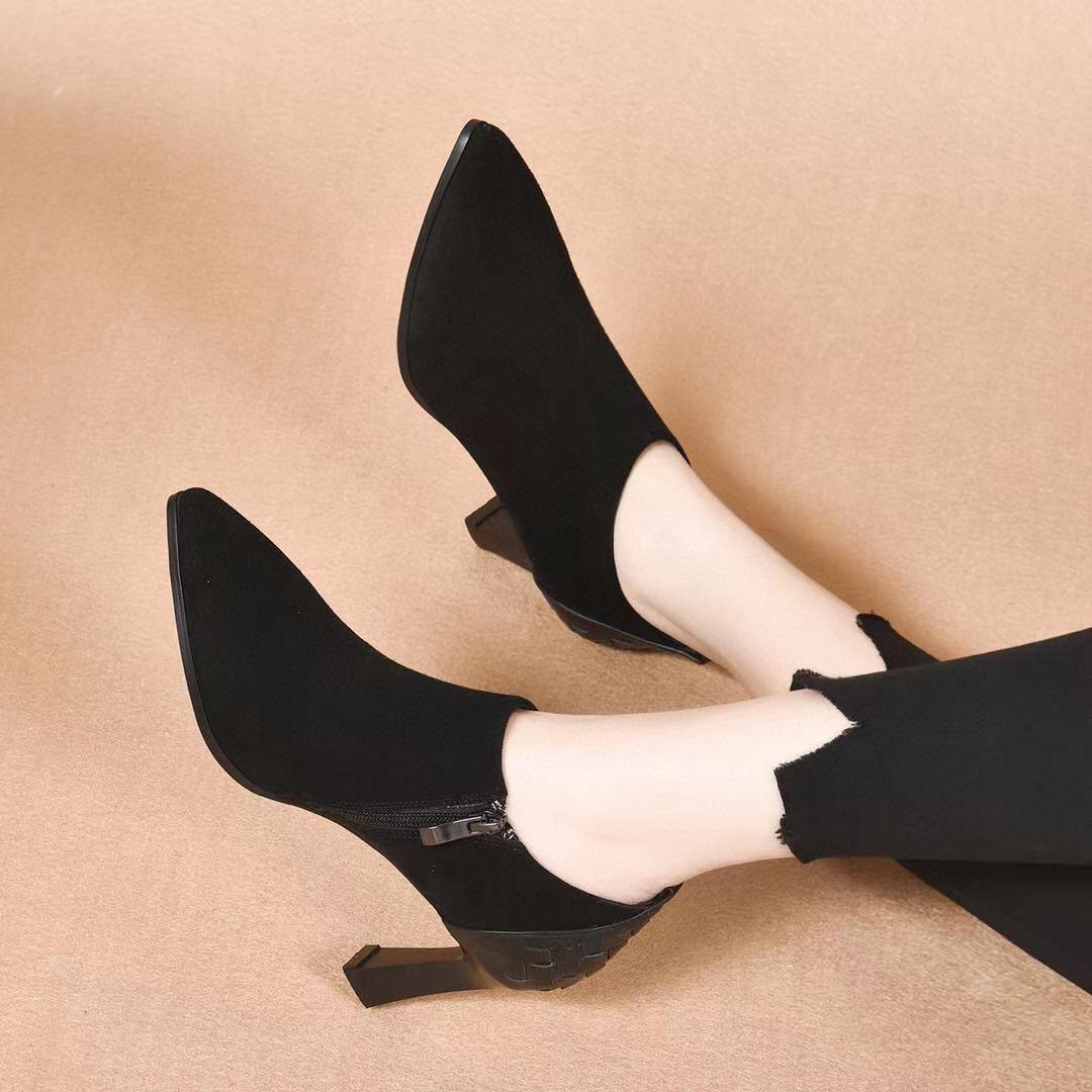 

Модные туфли-лодочки на высоком каблуке с глубоким вырезом, женские весенние новые темпераментные остроносые из овчины, черные плетеные с боковой молнией, ботильоны 39 чёрный