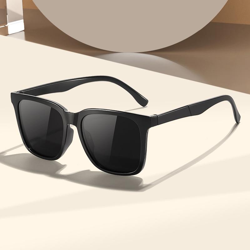 Ochelari de soare noi bărbați trend condus ochelari negri femei modă dans ochelari de soare versatili arată subțire