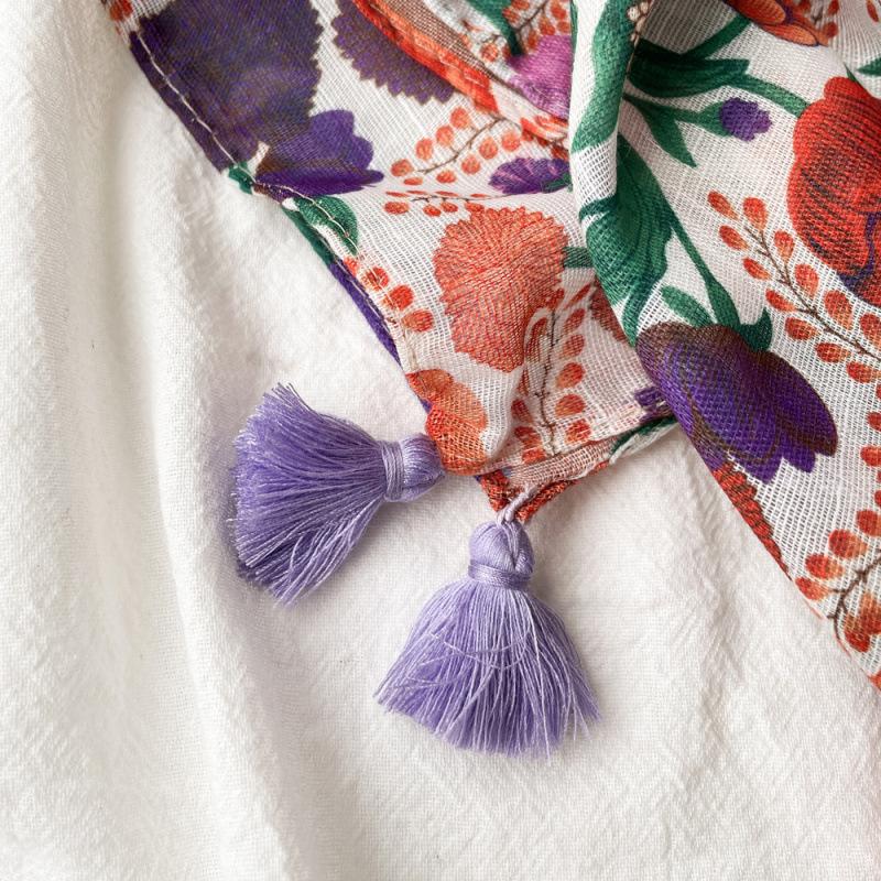 Small Fresh And Sweet Silk Scarf Square Scarf High-End Cute Style With Cotton And Linen Small Square Scarf Women'S Scarf Fringed Pendant