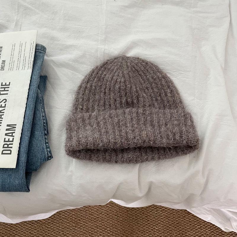Soft Waxy Knitted Hat Versatile Men's and Women's Solid Color Face Small Wool Hat Warm Ear Protection Student Hat