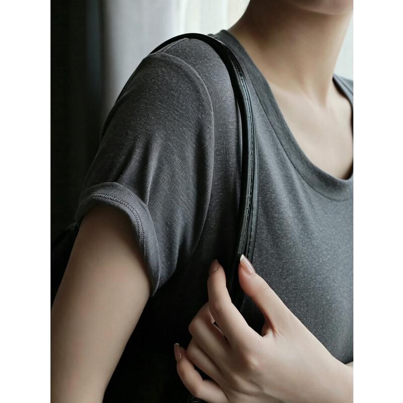Demana Fresh Cloud Cotton Embroidered Crew Neck Short Sleeve T-Shirt