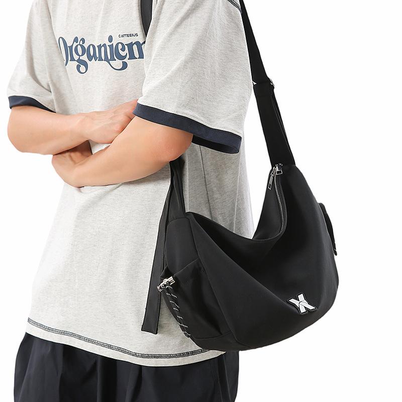 Trendy Brand Messenger Bag Men's 2025 New Japanese Casual Large-capacity Dumpling Bag Female Student Versatile Satchel Shoulder Bag