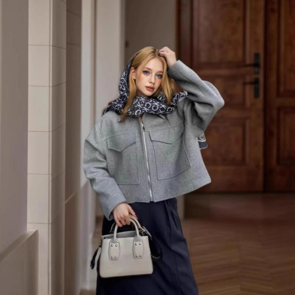2025 Women's Casual Woolen Coat with Zipper and Big Pockets, Spring/Autumn Fashion, European & American Style, Loose Lapel Design