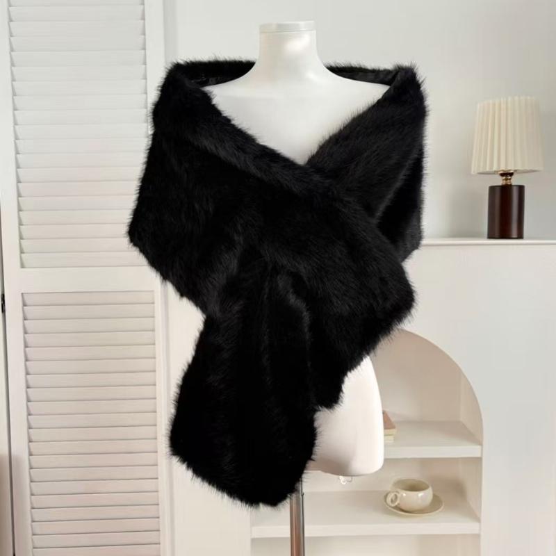 Soft Shawl Winter Scarf Warm Plush Shawl For Women Men Lightweight Polyester Cold Weather Accessory