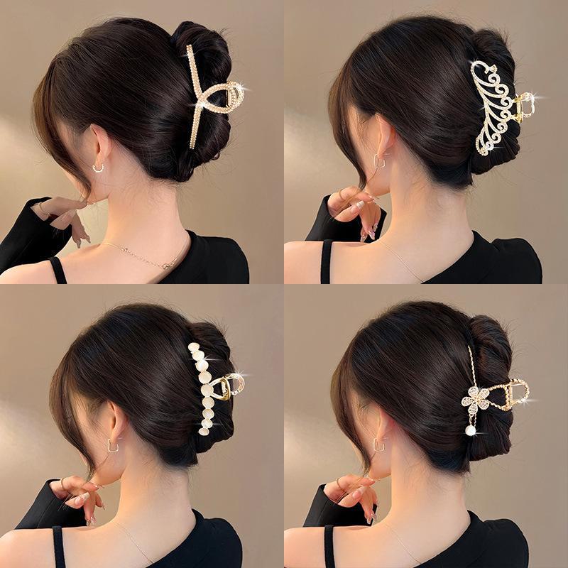 High-End Women's Rhinestone Hair Shark Clip - Large, Stylish, and Trendy Hairpin