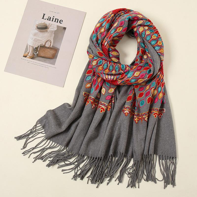 

Fashion Winter Cashmere Scarf Women Embroider Floral Pashmina Stole Warm Thick Blanket Wraps Print Tassel Shawls and Hijabs