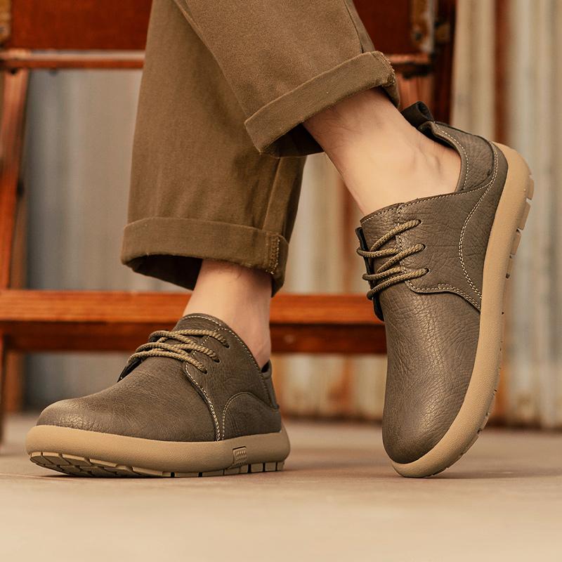 New Men's Soft Leather Casual Shoes Men Breathable Lace-Up Flat Heel Rubber Walking Shoes Fashion Comfortable Sneakers