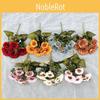 Decoração de casa – Flores e coroas artificiais