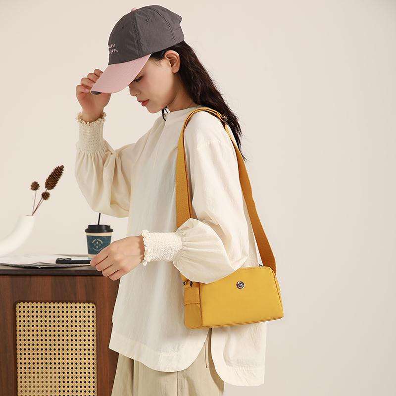 Women's Bag Shoulder Crossbody Bag Lightweight Multi-compartment Mother Bag