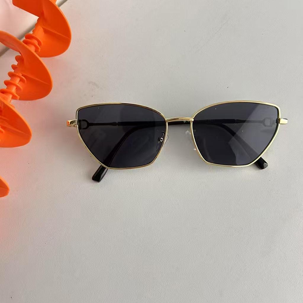 European American Style Cat Eye Sunglasses UV Protection Women Sun Glasses for Outdoor Party Activities