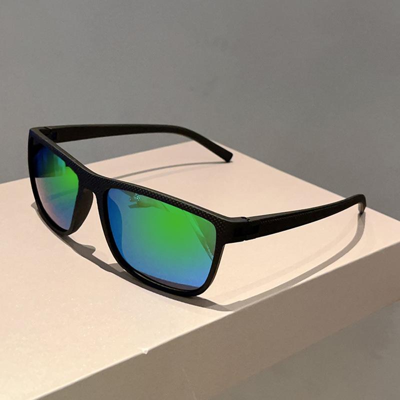Classic New Large Frame Sunglasses Fashionable Men's Retro Square Frame Sunglasses Women's Outdoor UV-blocking Driving Glasses