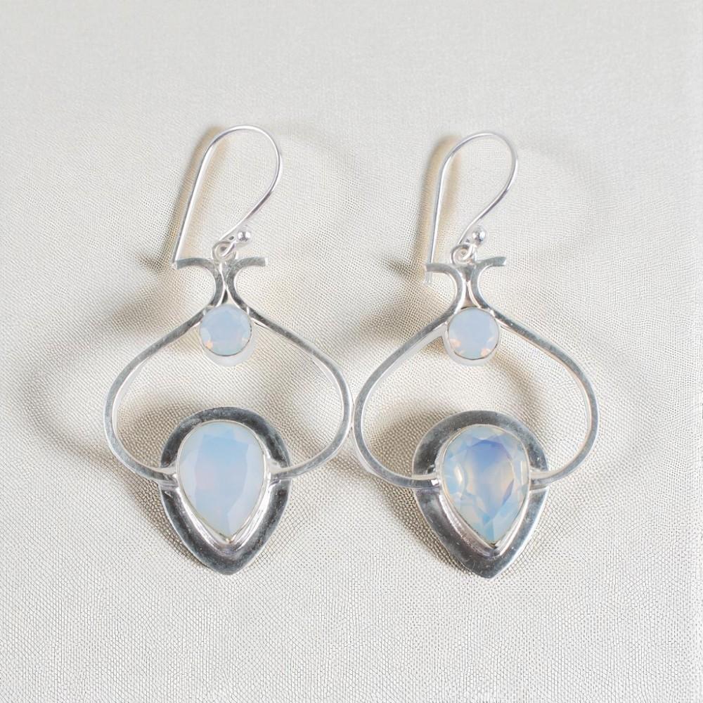 

Молочный опал драгоценный камень 925 стерлинговое серебро ювелирные изделия ручной работы серьги 2.2 для подарка EE-80-14