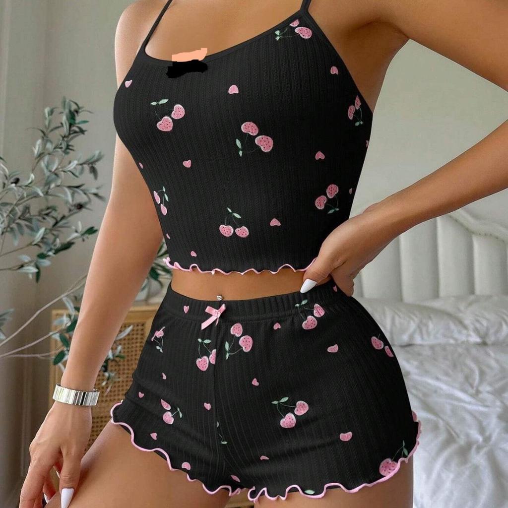European and American Style Heart Print Sleepwear Set - Comfort-Fit Camisole and Ribbed Shorts