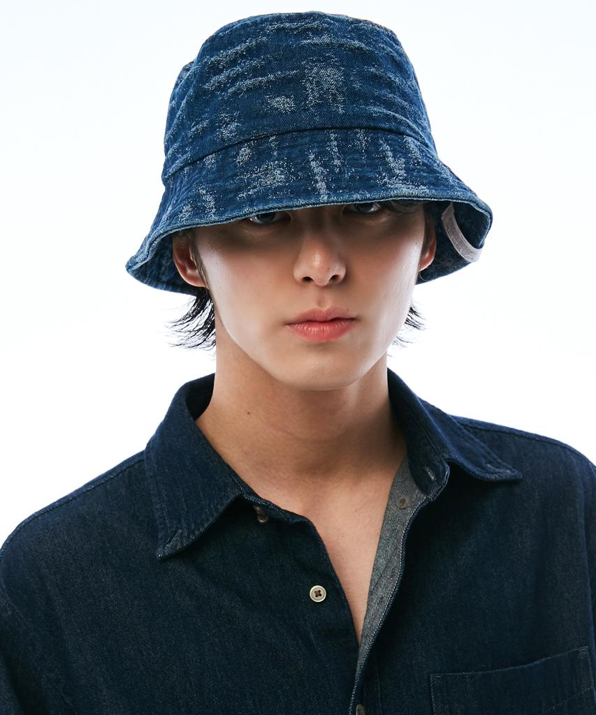 Seullipiseullib Scratch Blue Denim Bucket Hat
