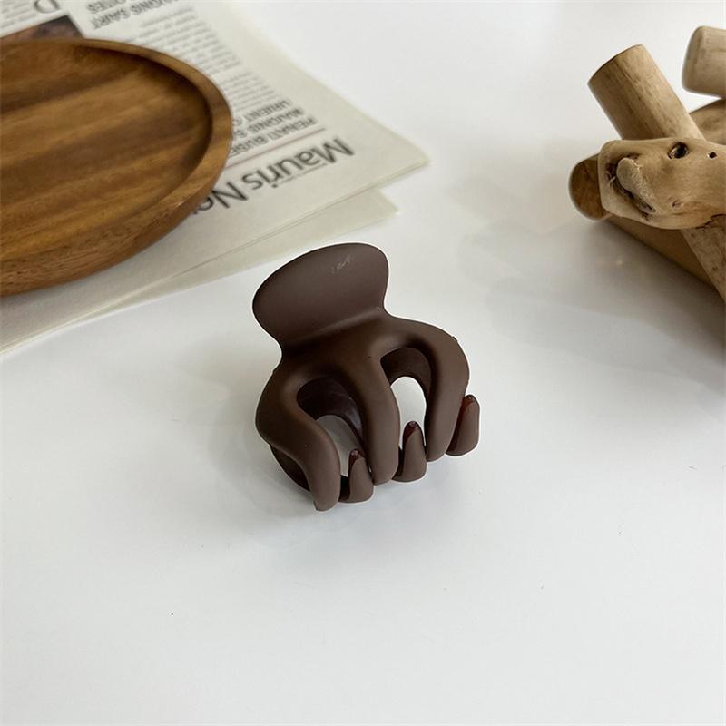 1Pcs Korean Coffee Beige Large Hair Claw Acrylic Hairpin Geometry Barrette Crab Hair Clips Headwear Womens Girl Hair Accessories