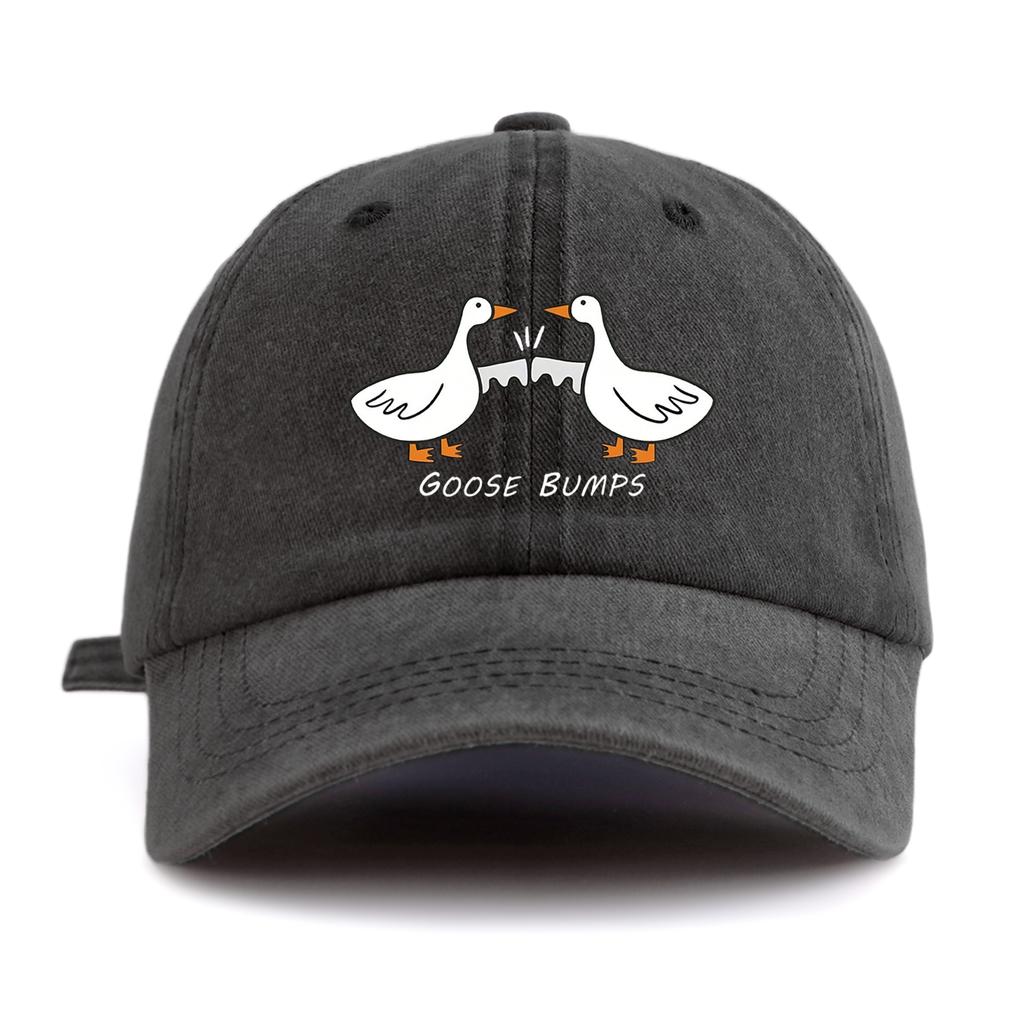 1 Stück GOOSE BUMP Aufdruck Gewaschene Baseballkappe für Erwachsene Minimalistischer Retro-Stil Lässig Weich Verstellbar Dad Hat Perfekt als Geschenk