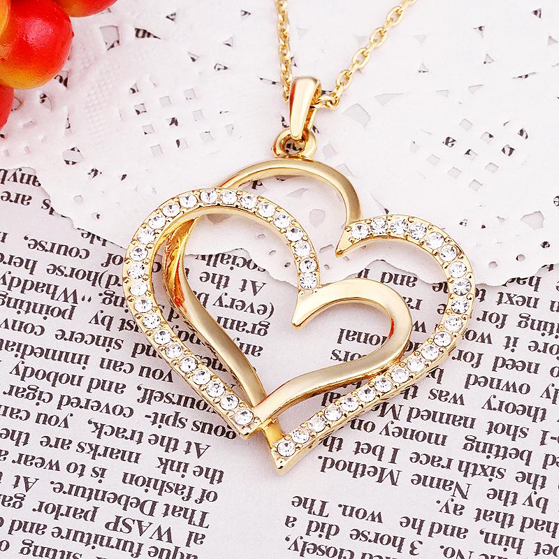 Collana con ciondolo a forma di cuore in acciaio inossidabile dorato e argento alla moda per donna – Set di collane con ciondolo d'amore di alta qualità, regalo di anniversario