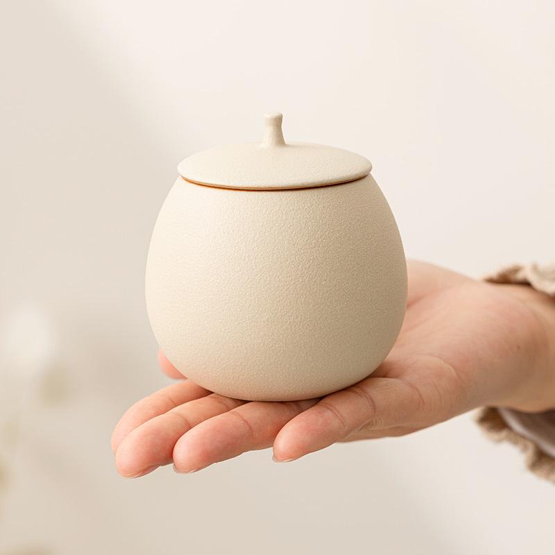Beige Airtight Ceramic Tea Canister for Black, Pu-erh, Longjing Tea - Small, Moisture-Proof Storage Container