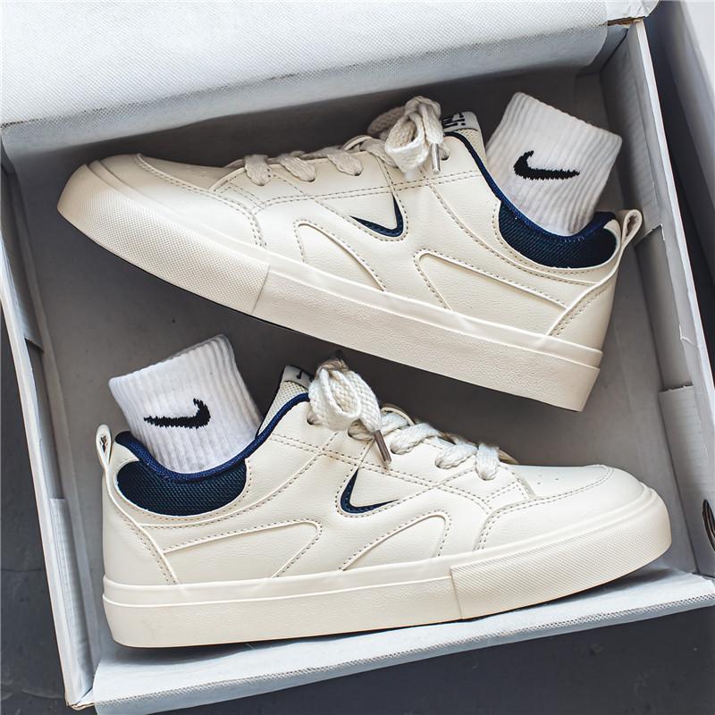Men's shoes 2 new autumn casual board shoes sports increase junior high school students versatile soft sole white tide shoes