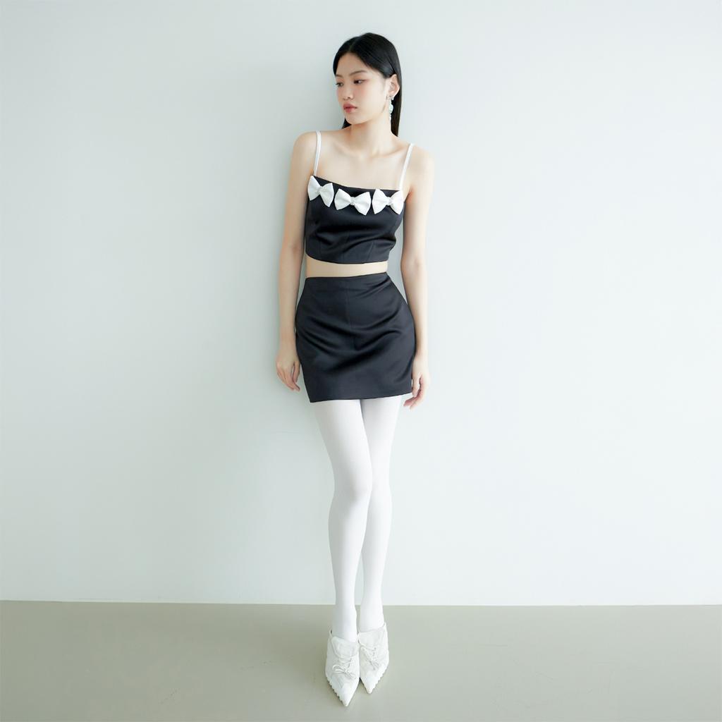 Leobyui Black Satin Skirt