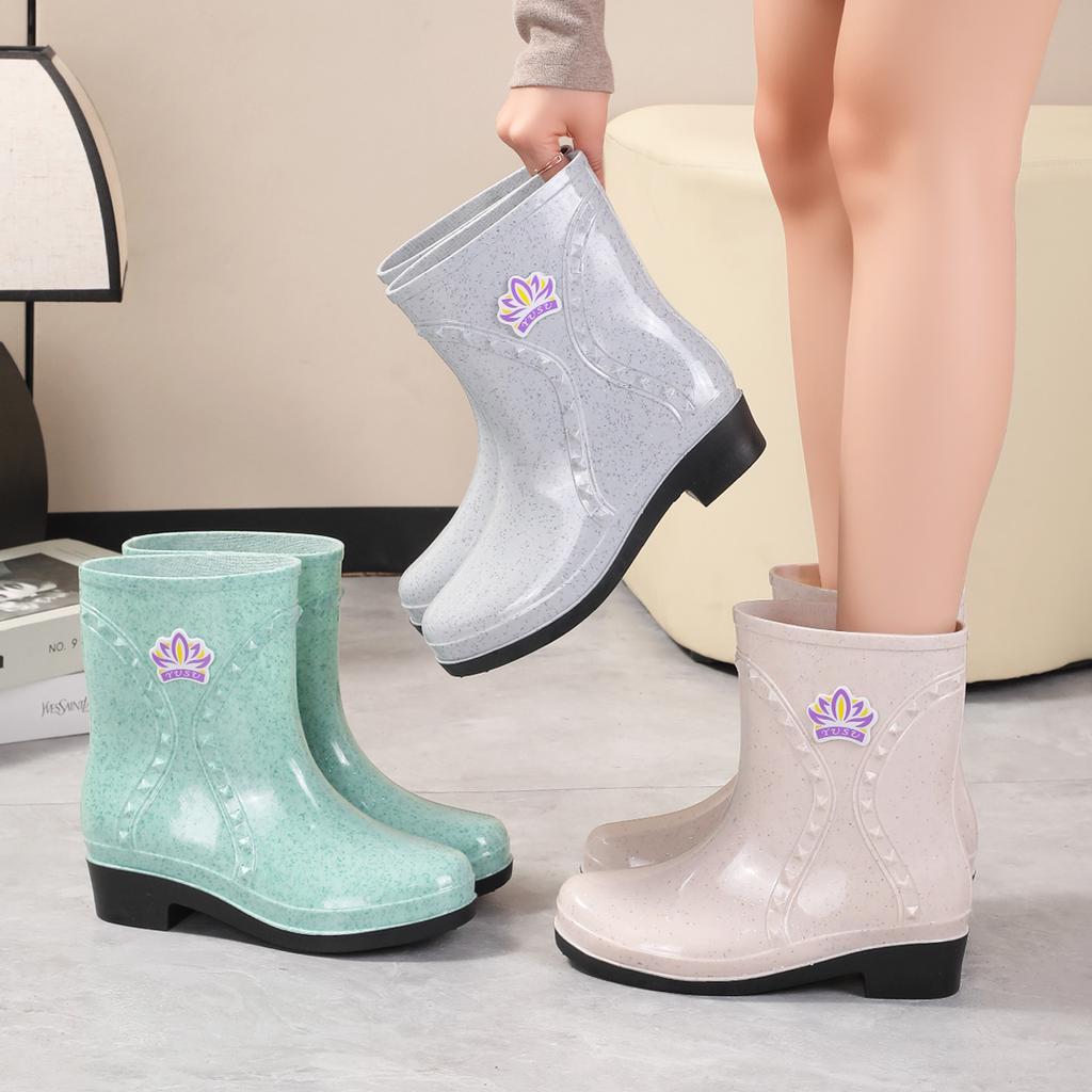 Rain Shoes Women's Medium Tube Half Tube Water Shoes Thickened Bottom Water Boots Rain Boots Female Zhe Xing Velvet Non-slip