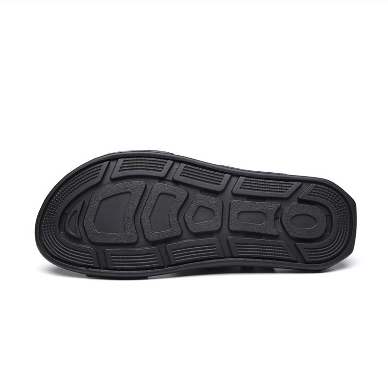 New Men Slippers Genuine Leather Men's Summer Shoes Man Fashion Casual Comfortable Black Flip-flops Sandals Male Adult Sneakers