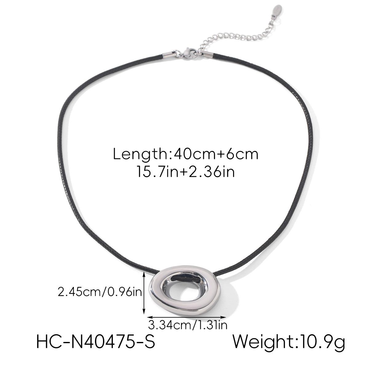 Hollow-Out Titanium Steel Collarbone Necklace Minimalist Design Pendant Long-Lasting Jewelry