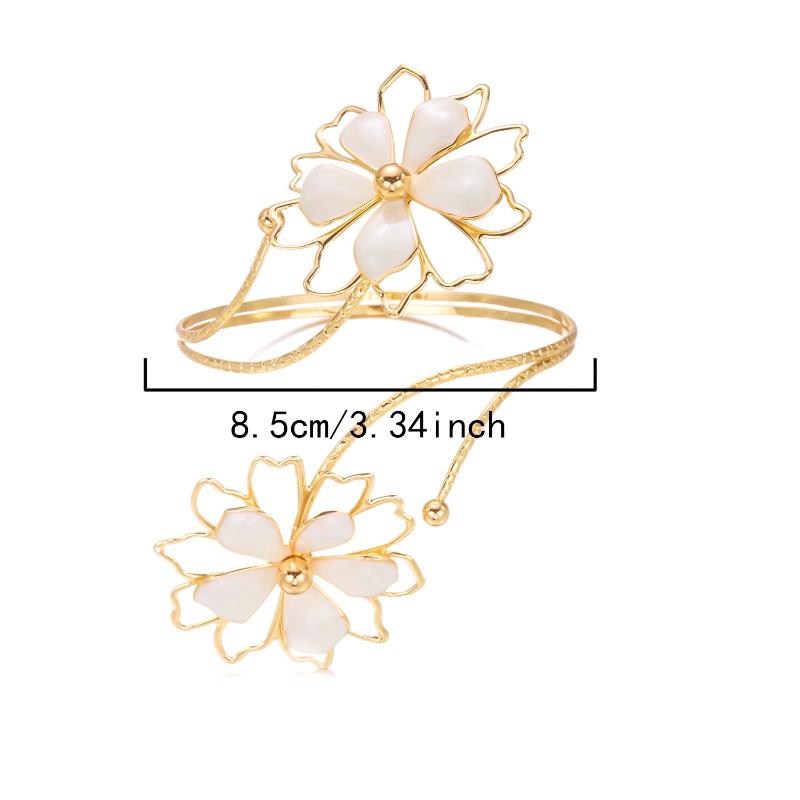 Bohemian Metal Flower Arm Bracelet Women Vintage Punk Style Hollow Bangle Adjustable Upper Arm Cuff Party Jewelry Accessory