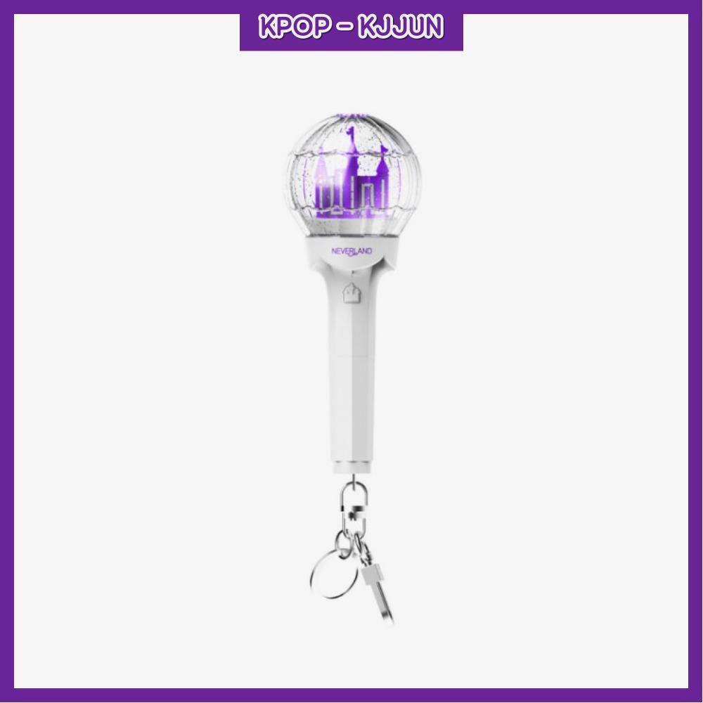 

(грамм)I-DLE - МИНИ-БРЕЛОК С ФОНАРЕМ VER.2