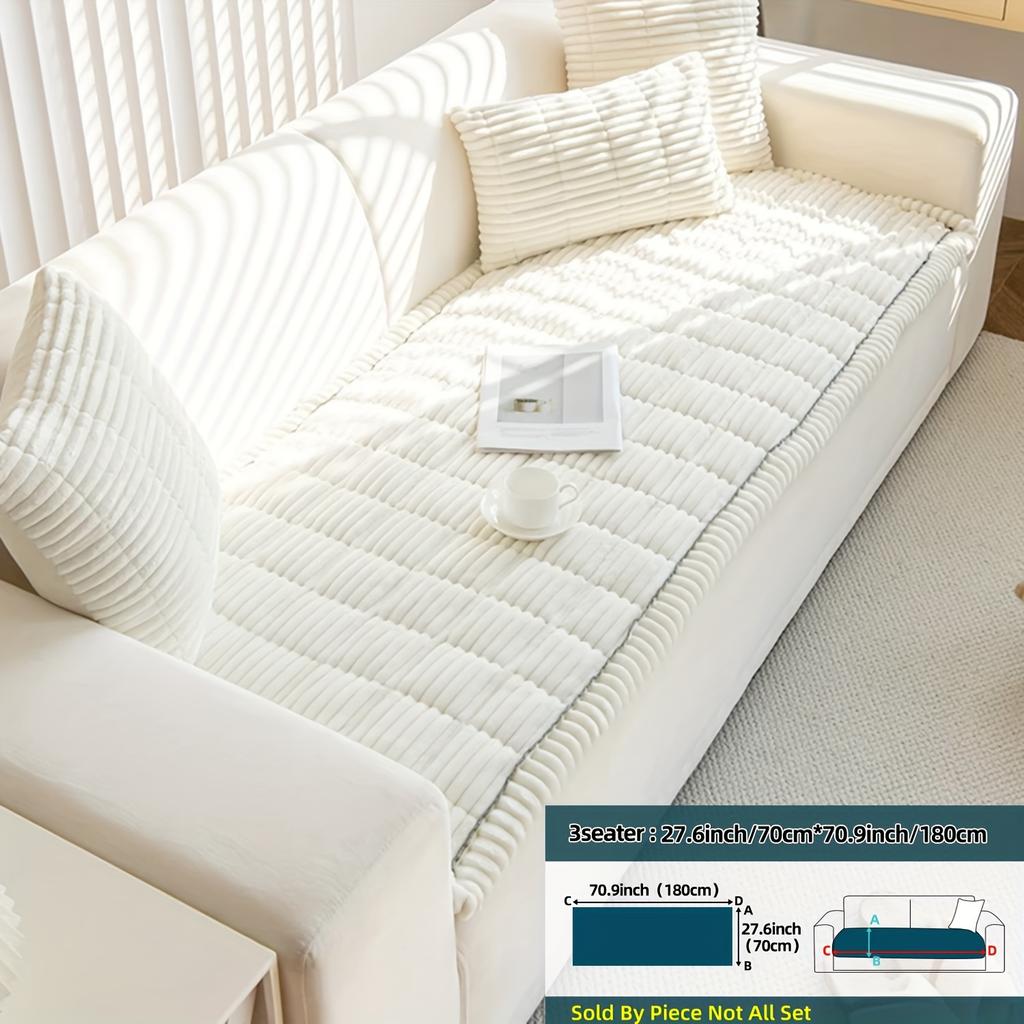 A Bohemian Style Quilted Sofa Cover with Ruffled Edges, Featuring One-piece Short Pile Fleece Fabric, Machine Washable, Pet Friendly, Non-slip Sheaths