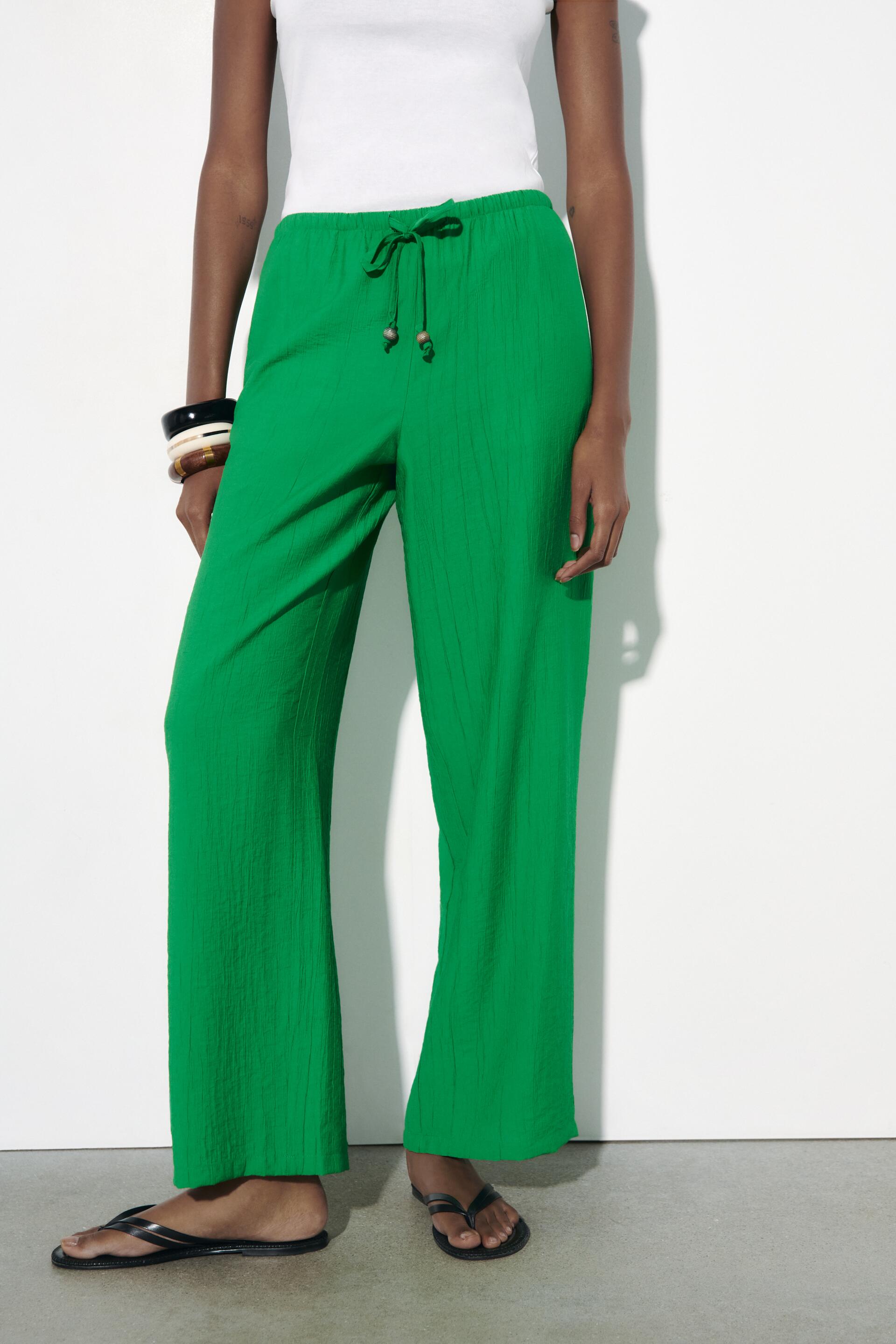 

БРЮКИ С ДЛИННЫМИ МЯТКАМИ