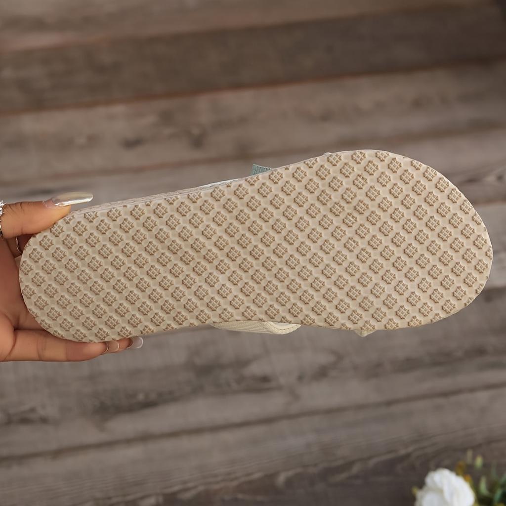 Hausschuhe und Sandalen im Retro-Stil für Damen – atmungsaktives Leinengewebe, runder Kopf, flache Ferse, EVA-Sohle und Innensohle, grüne Schleifendetails, Freizeitkleidung