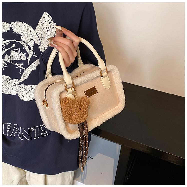 Ielgy Fashion Pillow Bag Autumn Winter Plush Portable All-Match One-Shoulder Messenger Bag