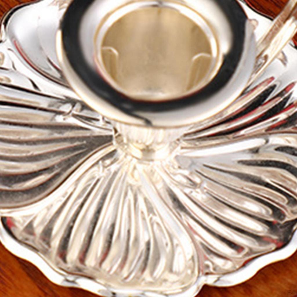 Elegant Candle Holder for An Table