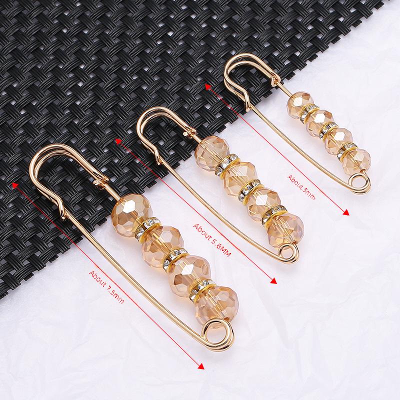 Taillennadeln & Rockbroschen: Metall-Bekleidungszubehör zum Modifizieren und Sichern von Taillen und Kragen.