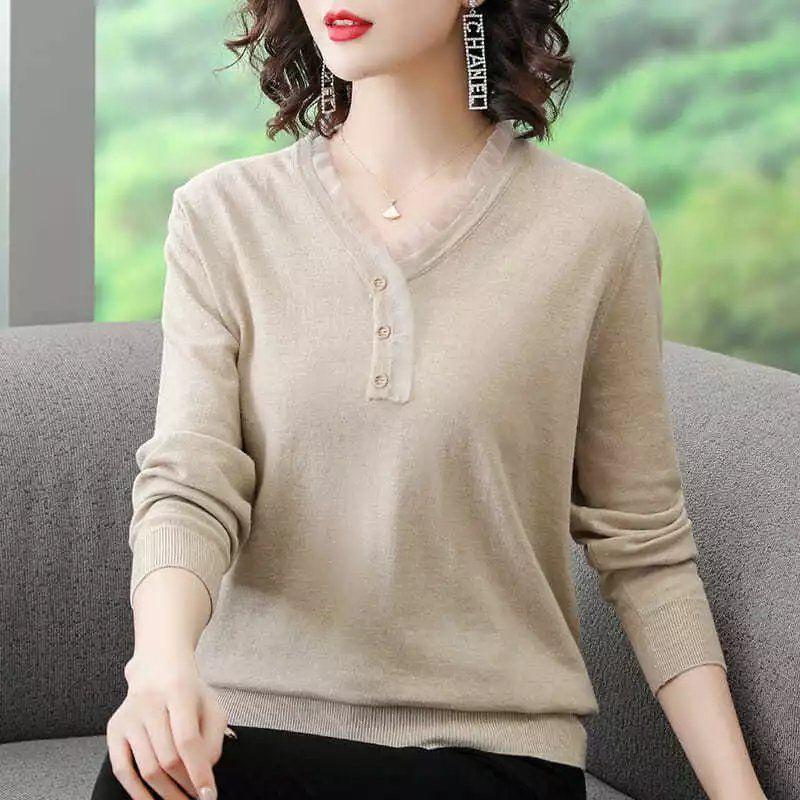 Women's Solid Fashion Lace Spliced T-shirt Spring Autumn Casual Elegant Long Sleeve V-Neck Female Knitted Thin Tops