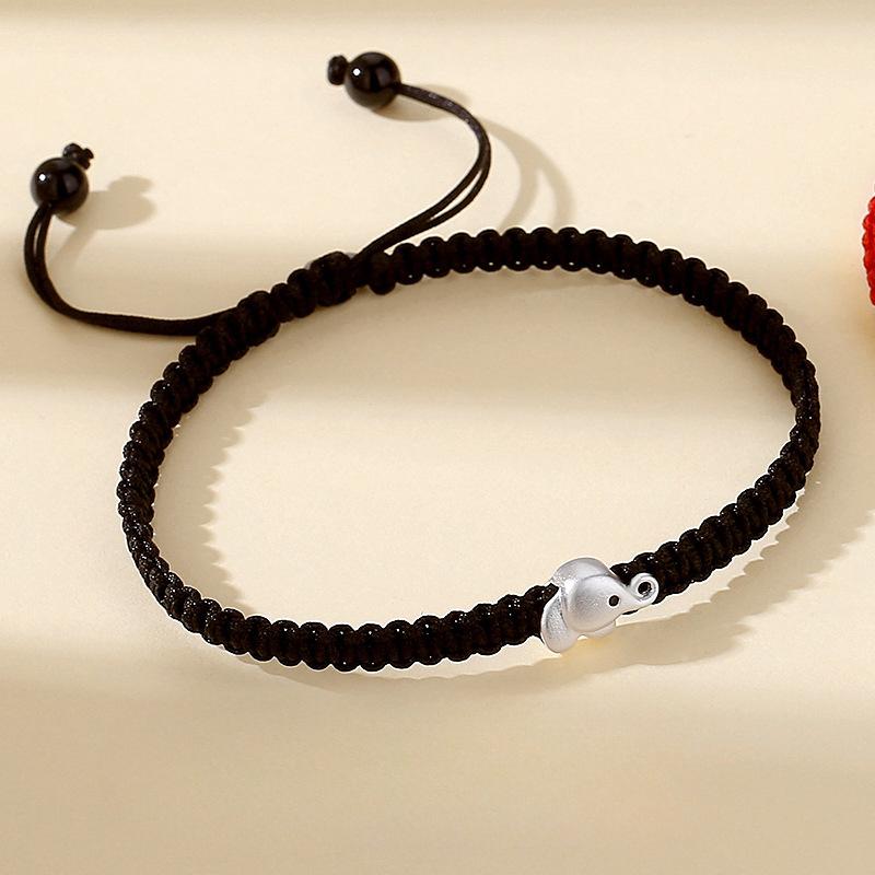 

У меня есть пара парных браслетов из стерлингового серебра S925 для тканых ремешков для мужчин и женщин. Нишевый дизайн. 925