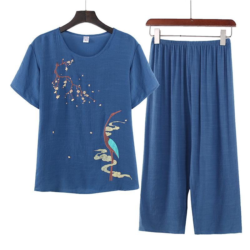 Women's Summer Cotton Linen Short-Sleeved Two-Piece Set: Grandma Mom Pajama Top and Pants.