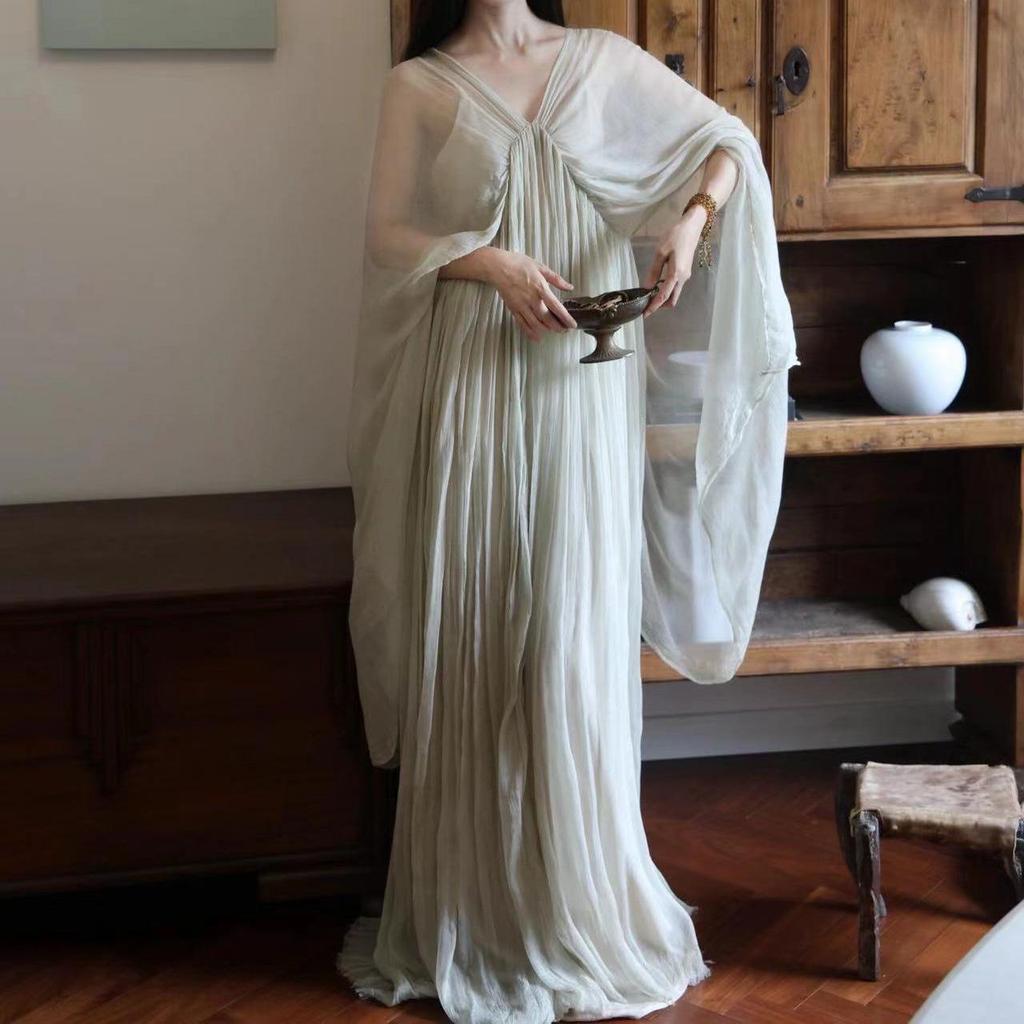 2026 Stylish & Elegant Chinese-Style Dress: Chic, High-End, Super Fairy Two-Piece Long Dress