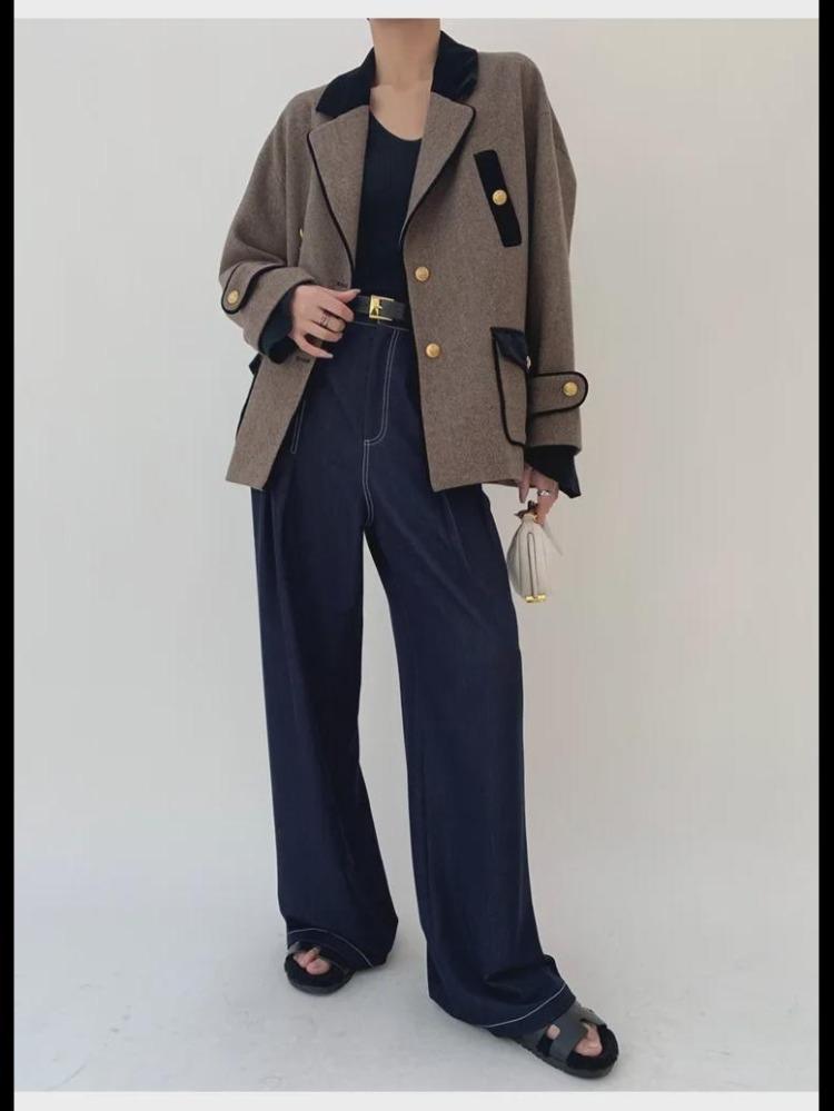 Autumn Winter Fashion Womens Woolen Twill Velvet Jacket Coat with Contrast Stitching